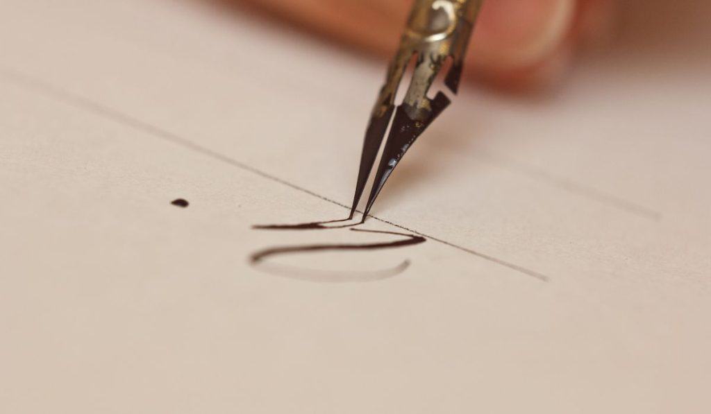 calligraphy pen writing