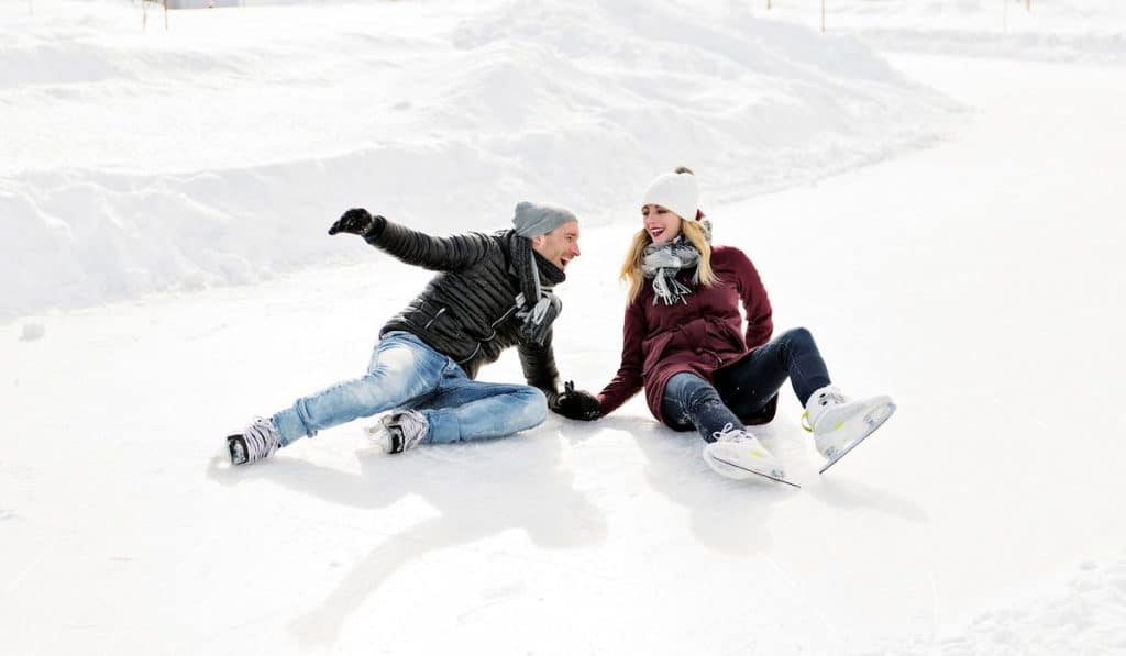 couple fell from skating