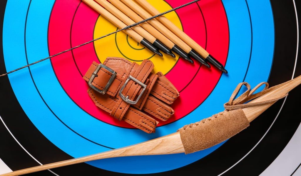Equipment for archery on target 