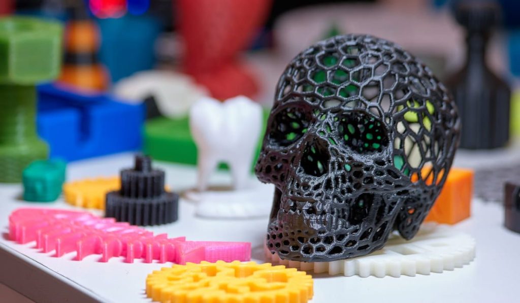 hollow grid skull made by 3d printer 