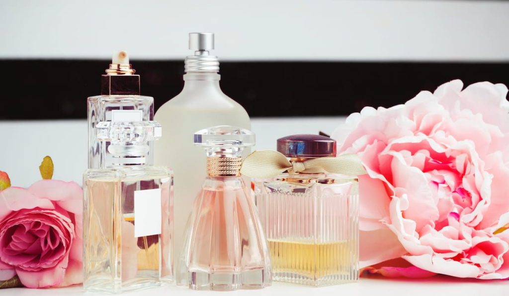 Bottles of perfume 