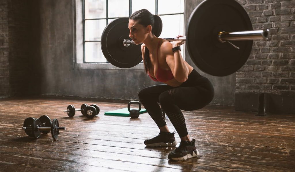 female bodybuilder training at the gym