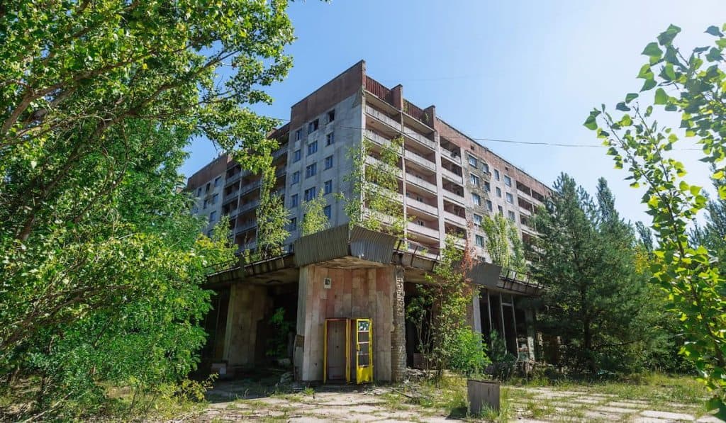 old building in a ghost town 